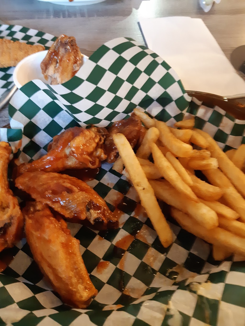 The Bunker Sports Bar | 392 Main St N, Mount Forest, ON N0G 2L2, Canada | Phone: (519) 509-8888