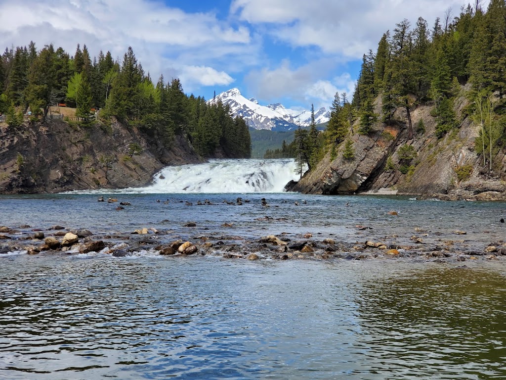 Bow Falls Viewpoint | Bow Falls Ave, Banff, AB T0L 0C0, Canada | Phone: (403) 762-1550
