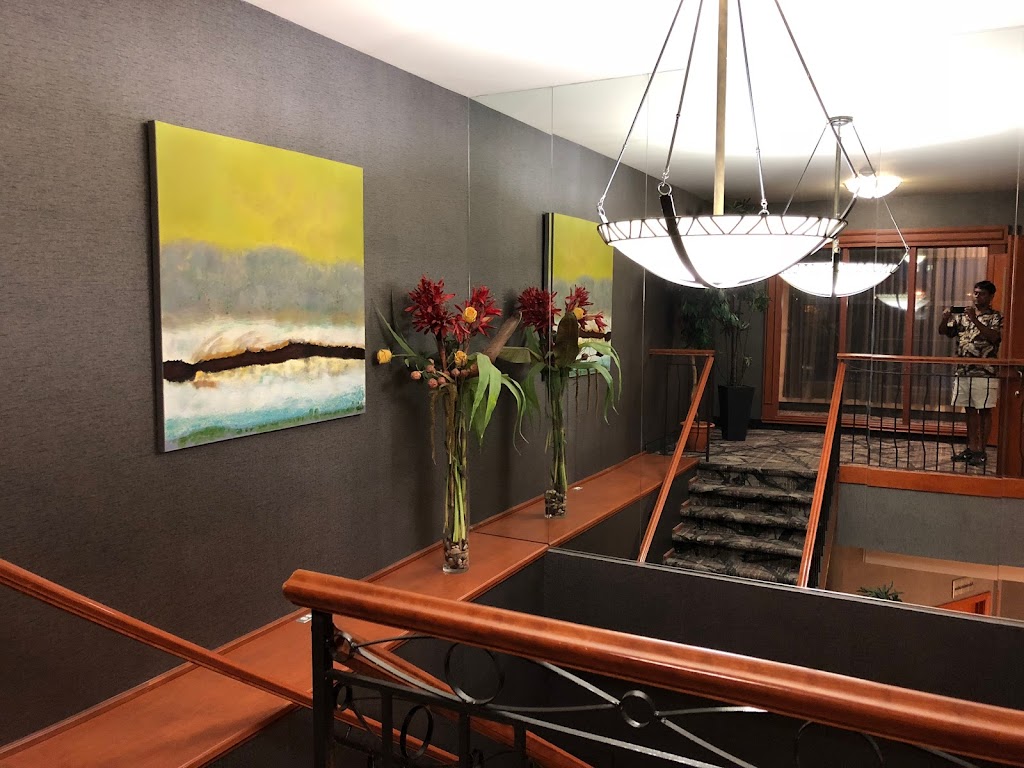 Auberge Royal Versailles | 7200 Rue Sherbrooke E, Montréal, QC H1N 1E7, Canada | Phone: (514) 256-1613