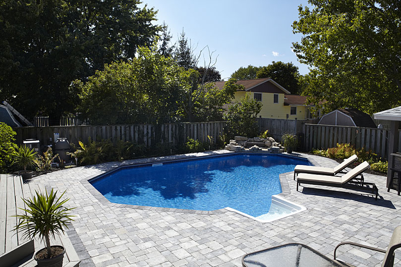Pioneer Family Pools & Spas | 143 Lynden Rd, Brantford, ON N3R 8L7, Canada | Phone: (519) 770-4422