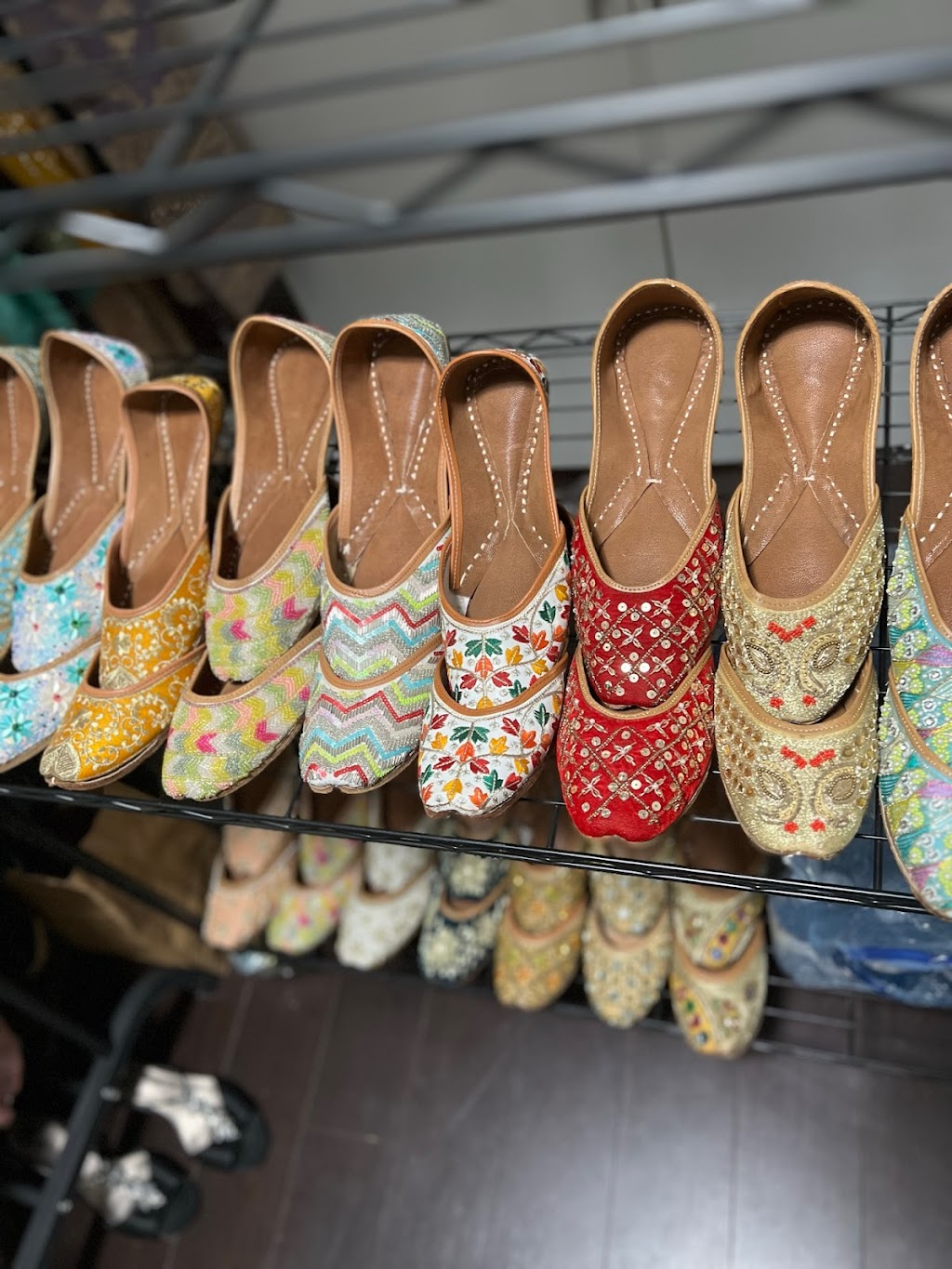 Aman’s Creations | 6383 140 St, Surrey, BC V3W 0E9, Canada | Phone: (236) 598-8261