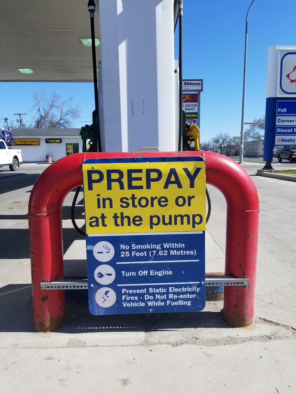 HUSKY | 1656 Main St, Winnipeg, MB R2V 1Y9, Canada | Phone: (204) 338-3785