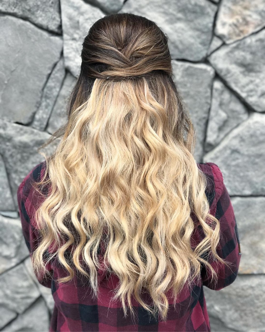 Twist Salon | 1325 Bear Mountain Pkwy, Victoria, BC V9B 6T8, Canada | Phone: (250) 590-3790