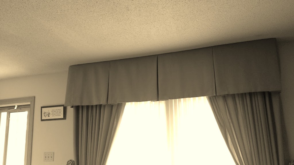Elviras Draperies | 58 Rolling Acres Dr, Kitchener, ON N2A 3X2, Canada | Phone: (519) 894-4898