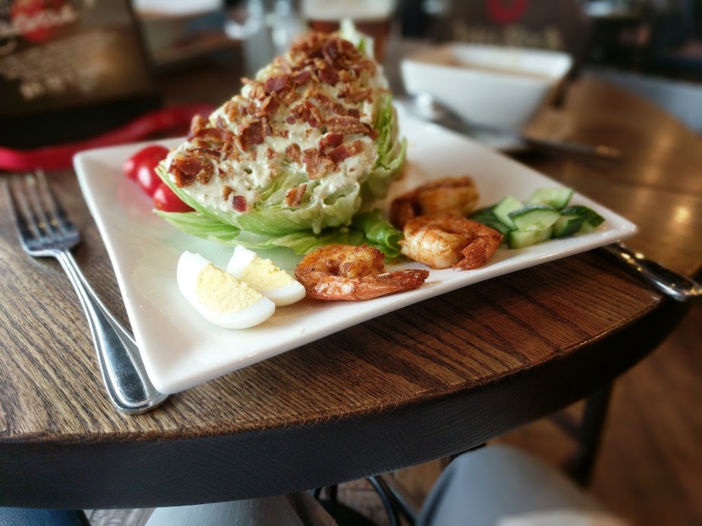 The Tommyfield Gastro Pub | 19489 Seton Crescent SE #920, Calgary, AB T3M 1T4, Canada | Phone: (403) 726-6330