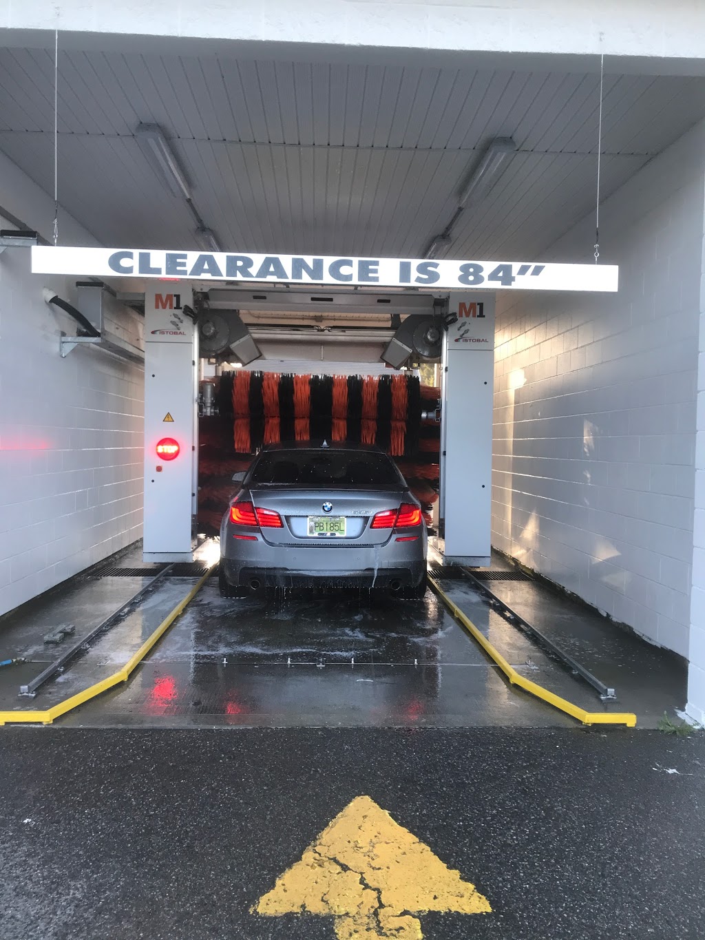 SIAHAR AUTOSPA | 13555 58 Ave, Surrey, BC V3X 2R5, Canada | Phone: (778) 565-4500