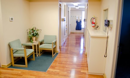 Patenaude Ed Dr & Associates | 45 Brock St W, Tillsonburg, ON N4G 2A4, Canada | Phone: (519) 688-1050