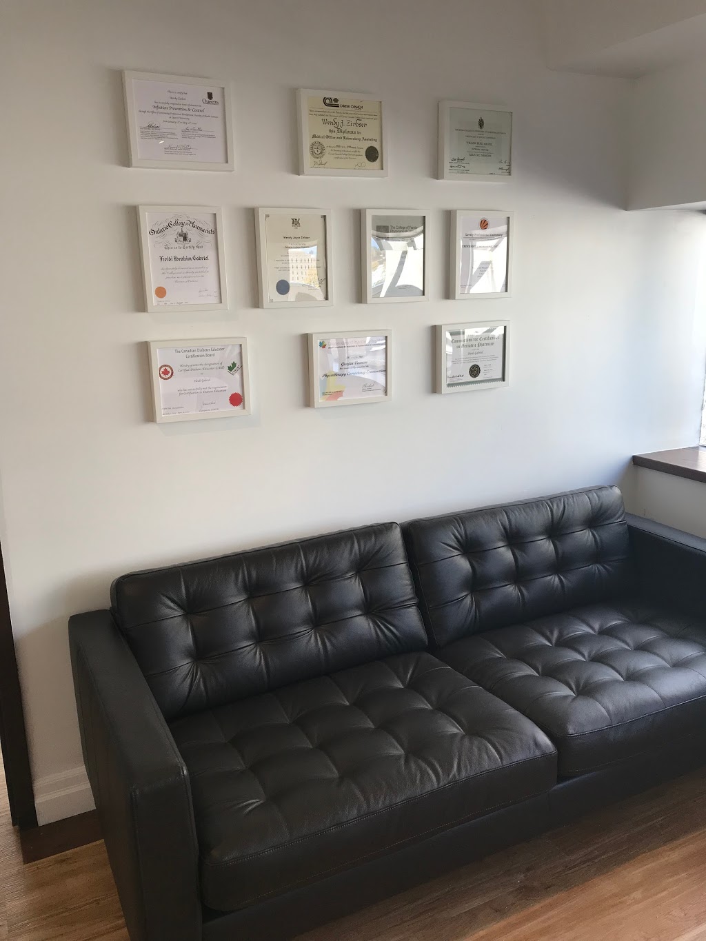 Embassy West Senior Living | 1400 Carling Ave, Ottawa, ON K1Z 7L8, Canada | Phone: (613) 729-4321