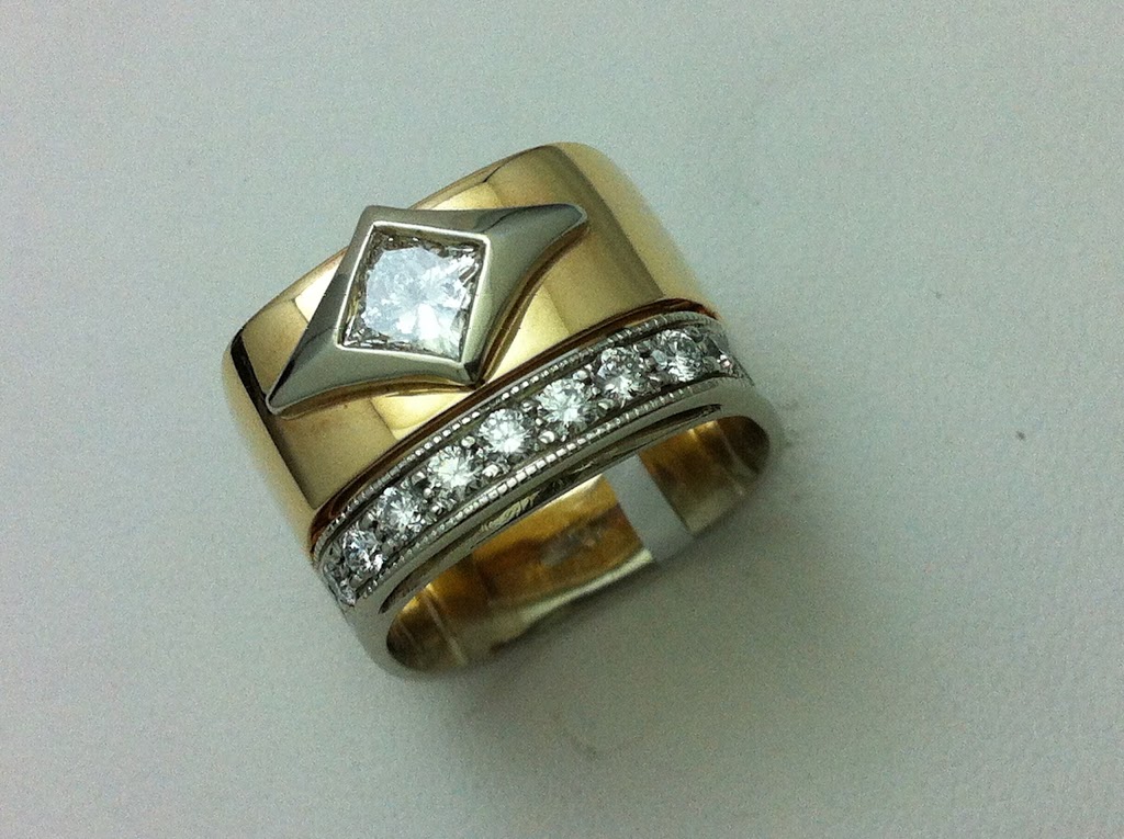 Excel Jewellers | 20202 66 Ave #370, Langley City, BC V2Y 1P3, Canada | Phone: (604) 539-7720
