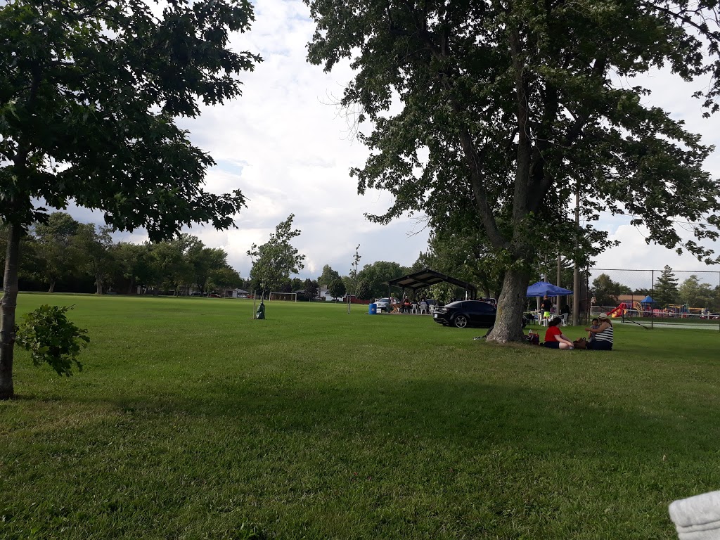 Bertie Centennial Park a.k.a. Ferndale Park | 865 Ferndale Ave, Fort Erie, ON L2A 5H2, Canada