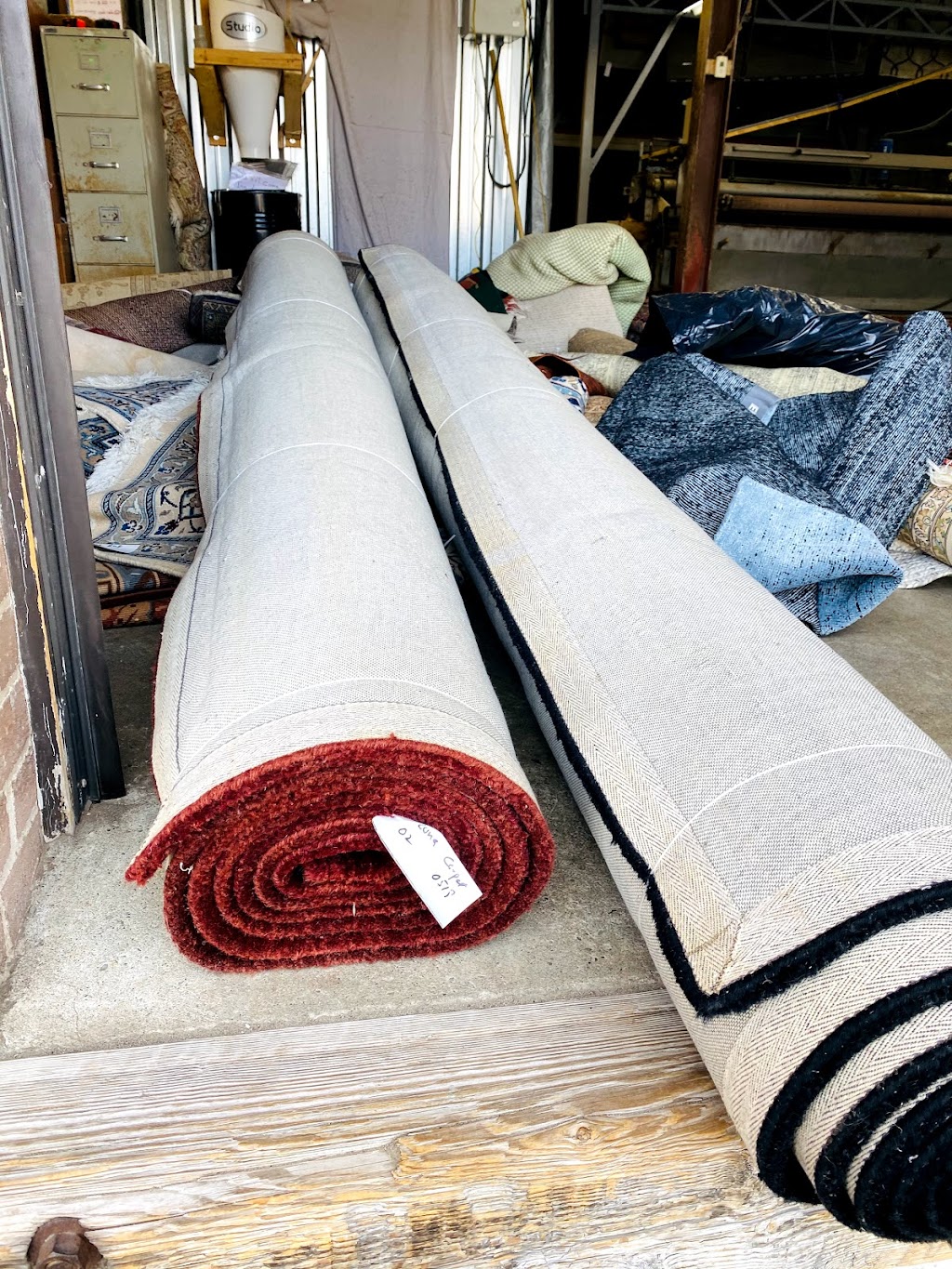 Luna Carpet & Upholstery Rug Cleaning | 3880 Duke of York Blvd #108, Mississauga, ON L5B 4M7, Canada | Phone: (647) 446-0095