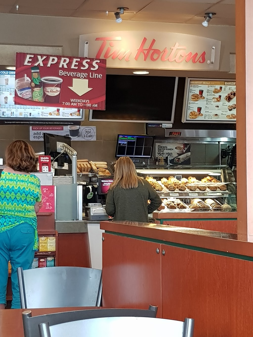 Tim Hortons | 350 Waverley Rd, Bowmanville, ON L1C 4Y4, Canada | Phone: (905) 623-0175