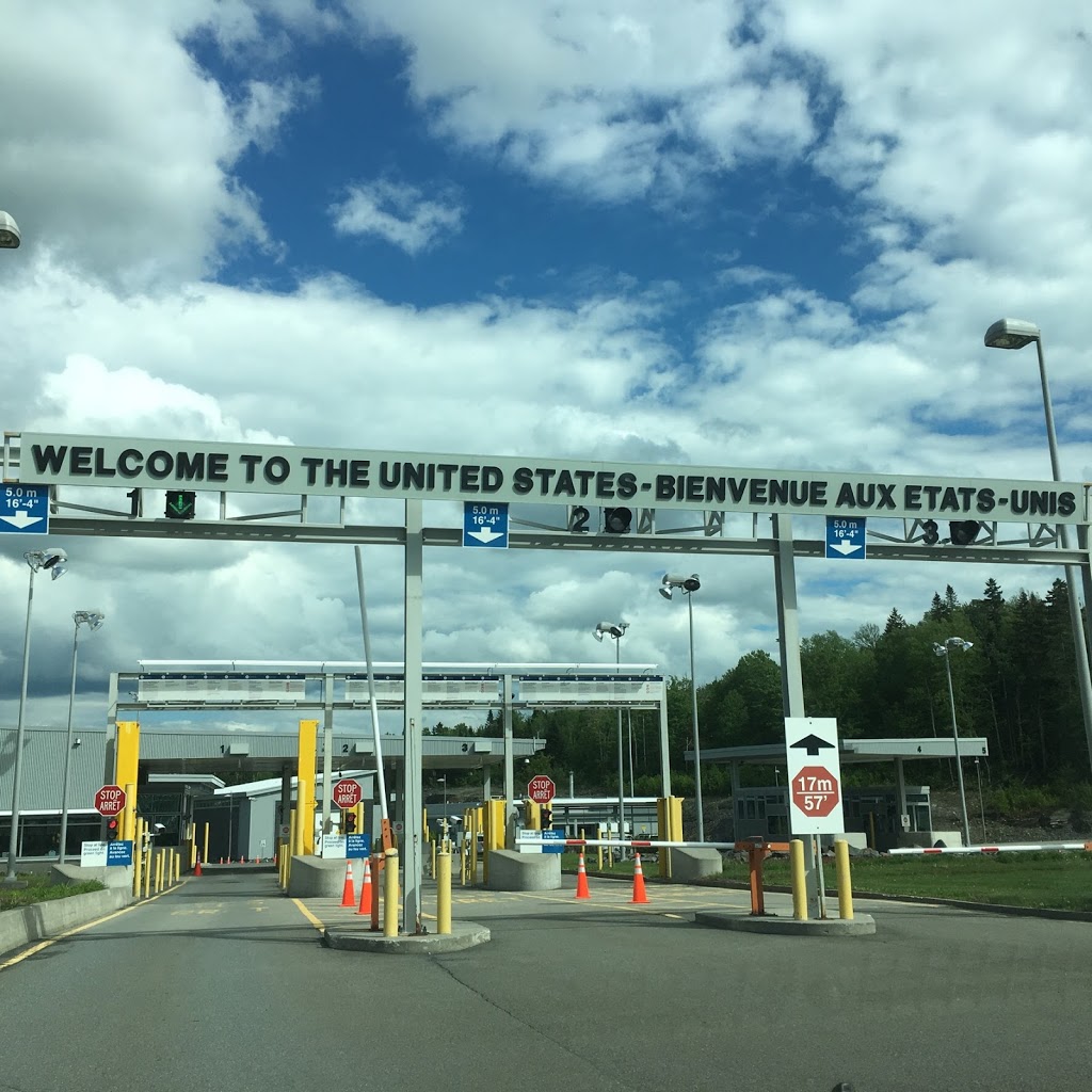 Canada Border Services Agency | 999 QC-173, Saint-Théophile, QC G0M 2A0, Canada | Phone: (800) 461-9999
