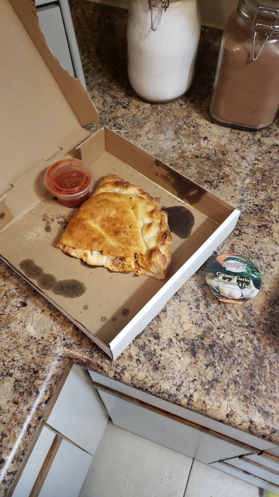 Papa Enricos Pizza | 9 Cameron St W, Cannington, ON L0E 1E0, Canada | Phone: (705) 432-2828