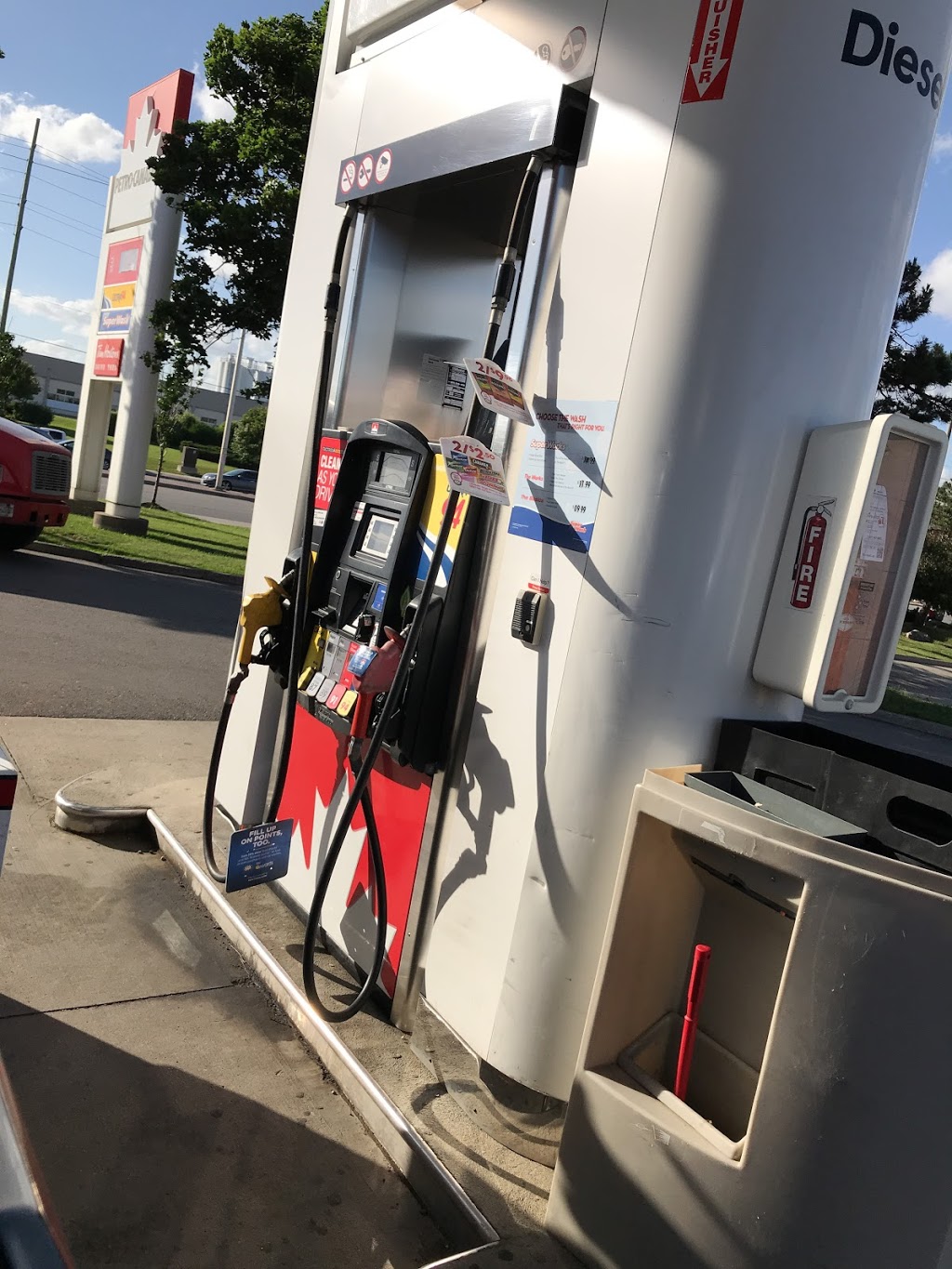 Petro-Canada | 7995 Dixie Rd, Brampton, ON L6T 4P2, Canada | Phone: (905) 793-4772