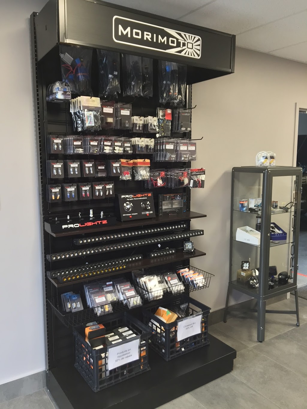 Prolightz | 26 Rue de Valcourt #6, Gatineau, QC J8T 8G8, Canada | Phone: (819) 230-3445