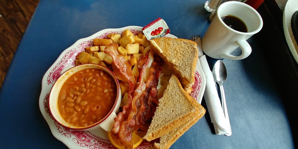 Riverside Grill and Bar | 70 Madawaska Blvd, Arnprior, ON K7S 1S5, Canada | Phone: (613) 622-1111
