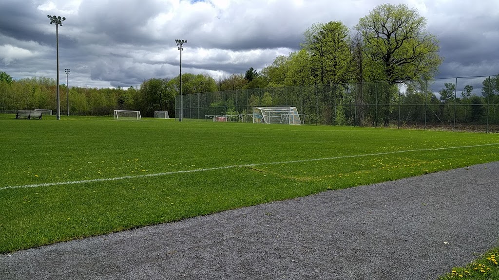 Parc du Domaine | 1565 Montée du Domaine, Mascouche, QC J7K 3C2, Canada | Phone: (450) 474-4133