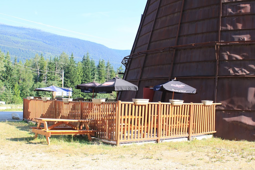 The Burner Grille | 4260 Oxbow Frontage Rd, Malakwa, BC V0E 2J0, Canada | Phone: (250) 836-4600