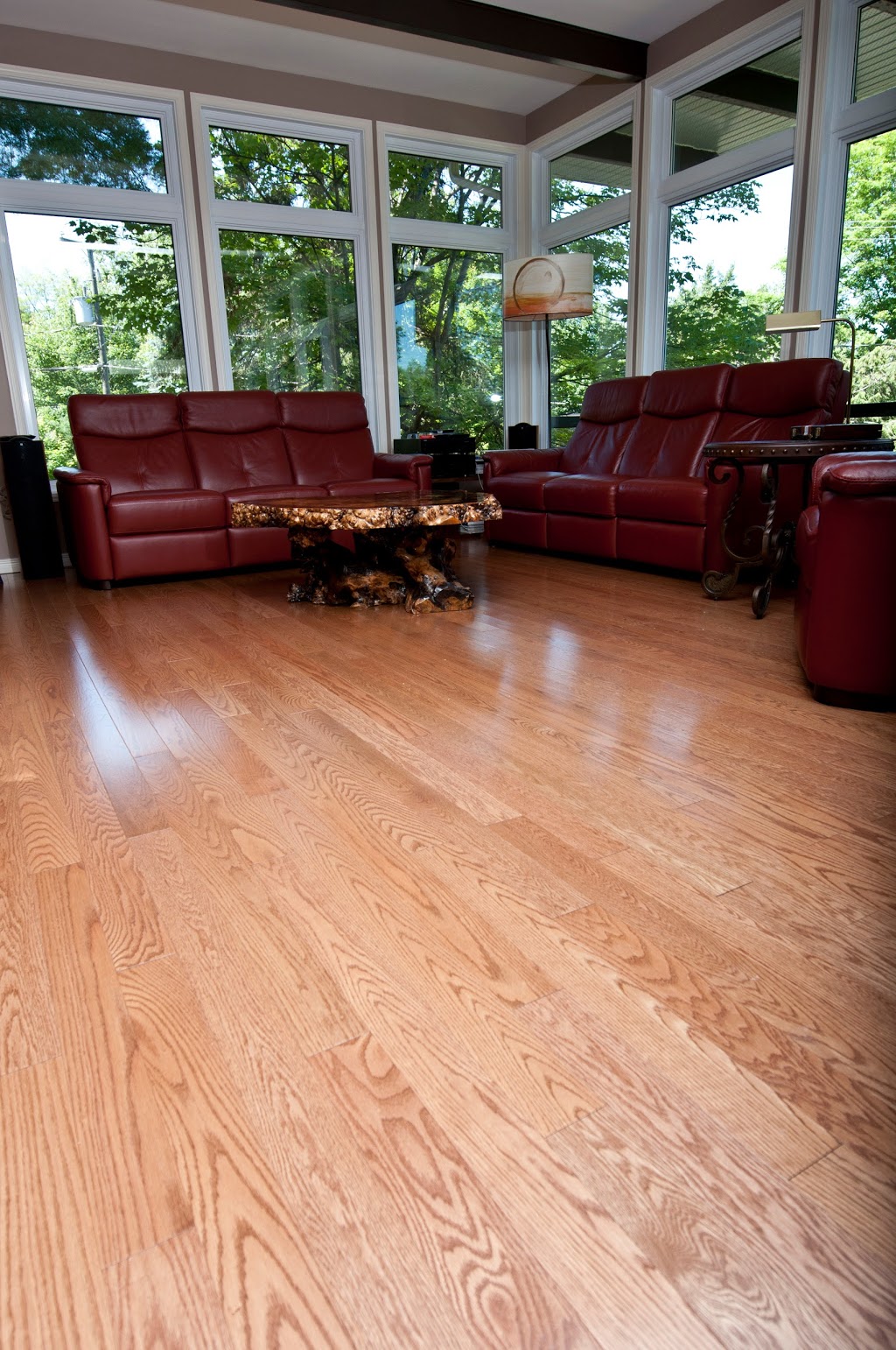 Bois De Parquets Vaucluse (Les) | 2212 Boulevard de lAnge Gardien N, LAssomption, QC J5W 4R5, Canada | Phone: (450) 588-6997