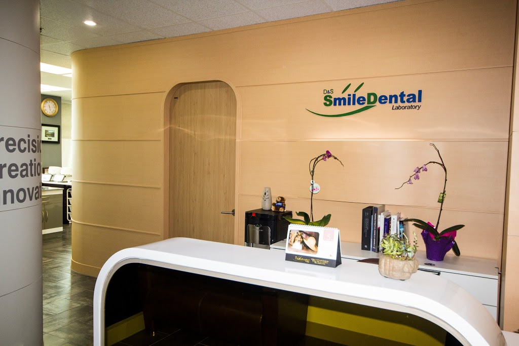 D&S Smile Dental Lab | 12099 Harris Rd #305, Pitt Meadows, BC V3Y 0E5, Canada | Phone: (604) 476-9596