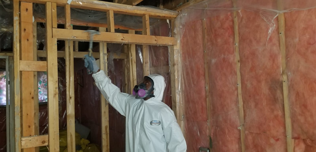 G&M Abatement | 127 Galbraith Dr SW #1, Calgary, AB T3E 4Z5, Canada | Phone: (587) 439-1145