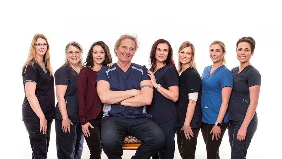 Metral Dental | 6581 Aulds Rd #200, Nanaimo, BC V9T 6J6, Canada | Phone: (250) 390-1494