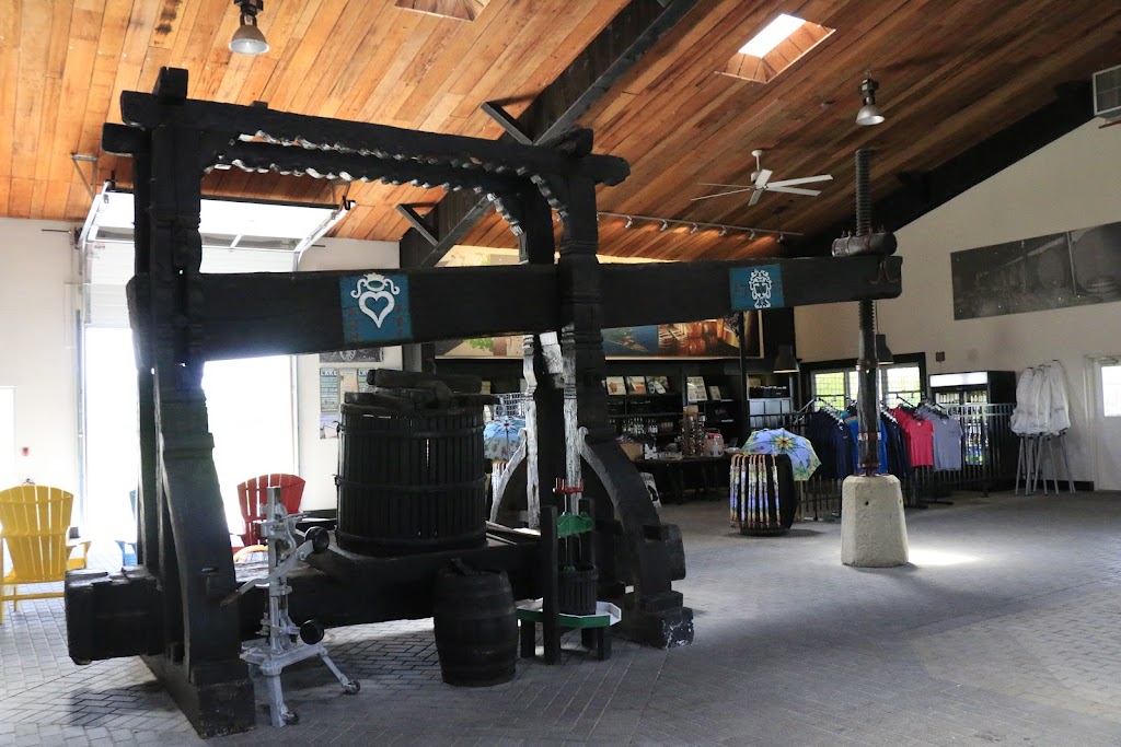 Pelee Island Winery Pavilion | 20 East West Rd, Pelee Island, ON N0R 1M0, Canada | Phone: (519) 724-2469