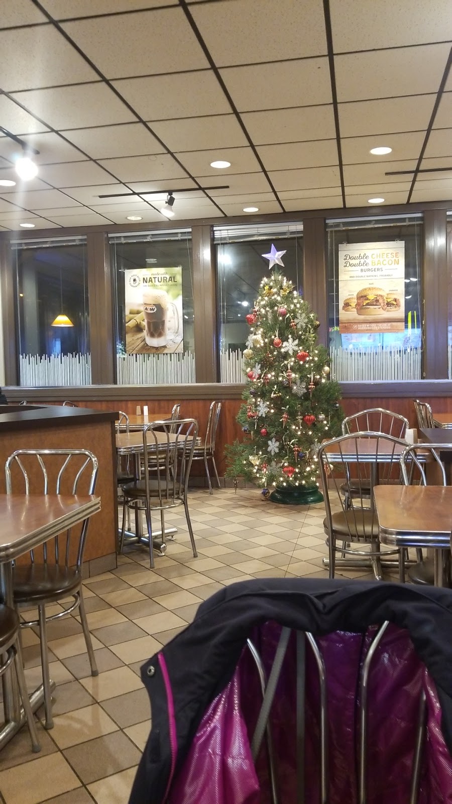 A&W Canada | 99 Wye Rd, Sherwood Park, AB T8B 1M1, Canada | Phone: (780) 449-3366