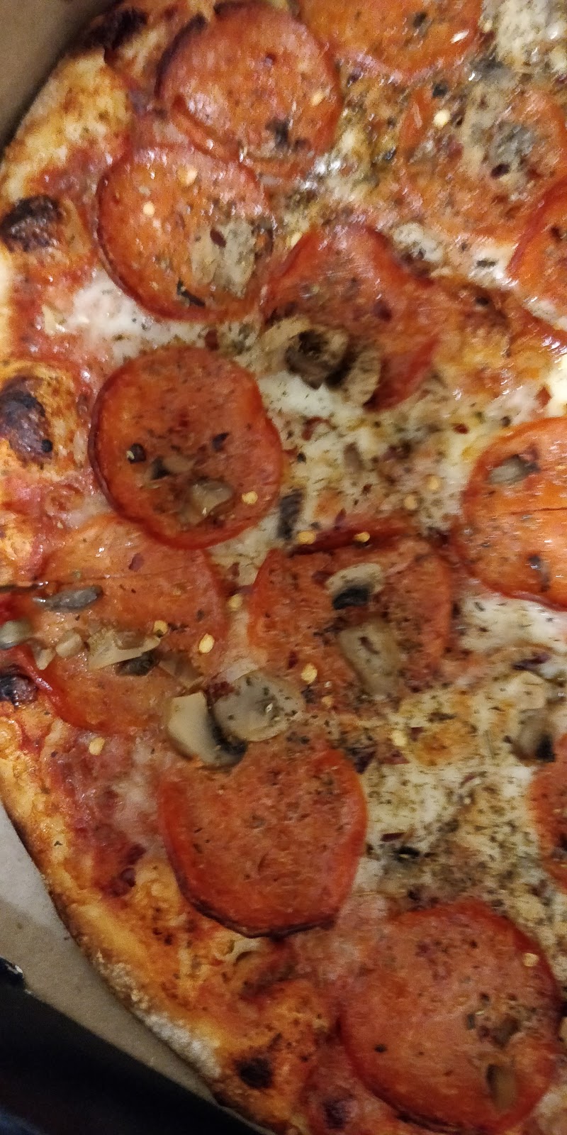 Oakwood Pizzeria | 434 Oakwood Ave, York, ON M6E 2W5, Canada | Phone: (416) 654-5655