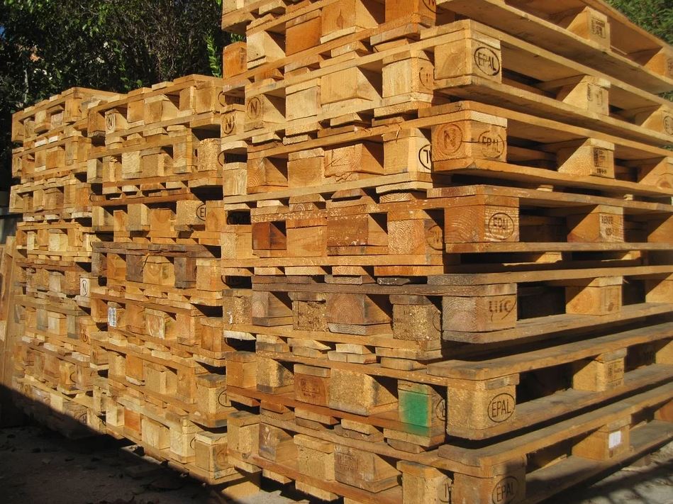 H & H Wood Products | 6886 Colonel Talbot Rd, London, ON N6L 1J2, Canada | Phone: (519) 652-1400