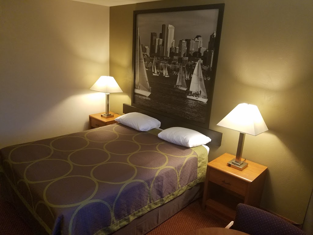 Super 8 by Wyndham Bellingham Airport/Ferndale | Interstate 5 Exit 262, Ferndale, WA 98248, USA | Phone: (360) 384-8881
