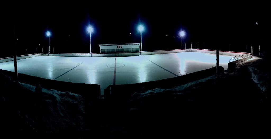 Centre Sportif association des loisirs de la tapanee | 10-16 Rue Notre Dame, Sainte-Anne-du-Lac, QC J0W 1V0, Canada | Phone: (819) 586-2110