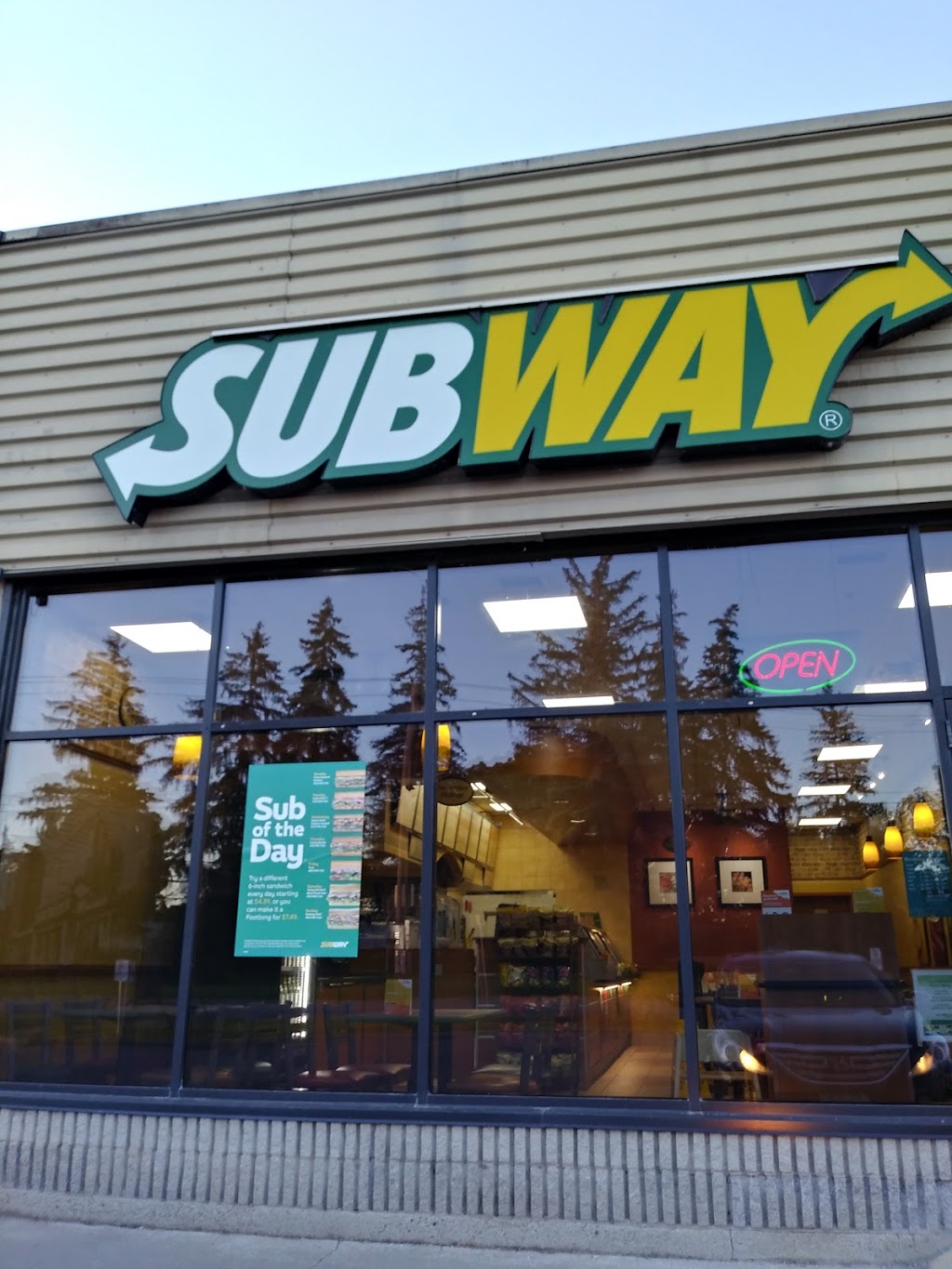 Subway | 239 St Catherines St The Village Square, Smithville, ON L0R 2A0, Canada | Phone: (905) 957-8693