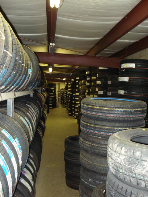 Dons Tire & Auto Repair Ltd. | 1975 Gaetz Ave, Red Deer, AB T4R 1Z4, Canada | Phone: (403) 347-5501