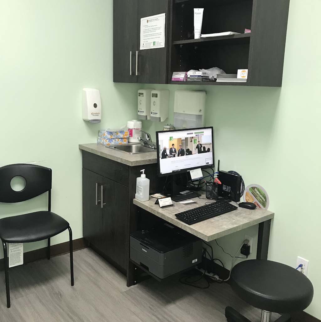Signature Medical Centre, Walk In Clinic (Signature Park, Signal | 513-1851 Sirocco Dr SW, Calgary, AB T3H 4R5, Canada | Phone: (403) 454-7550