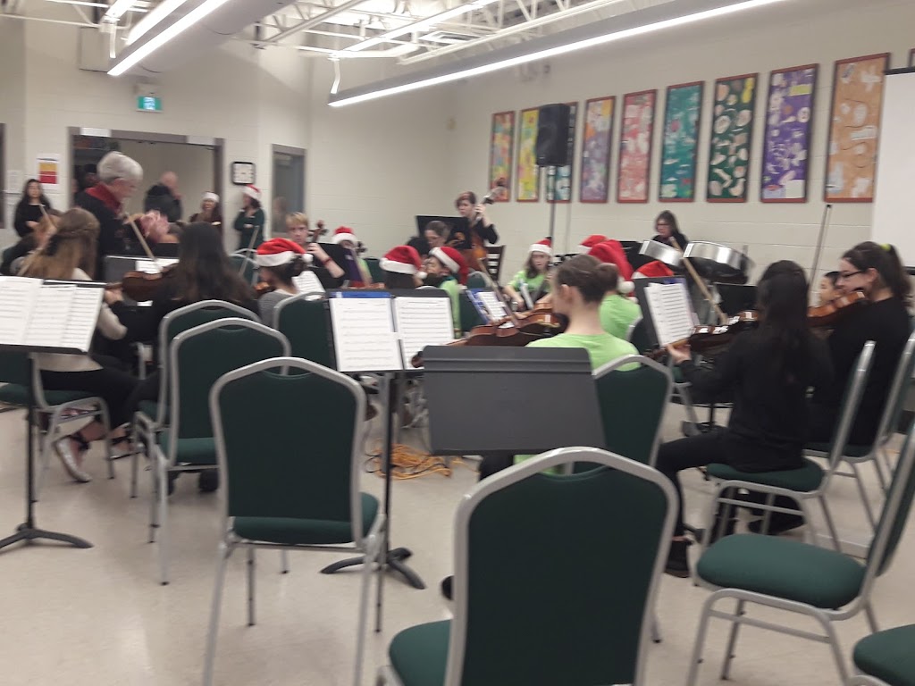 École François-Buote | 5 Acadian Dr, Charlottetown, PE C1C 1M2, Canada | Phone: (902) 566-1715