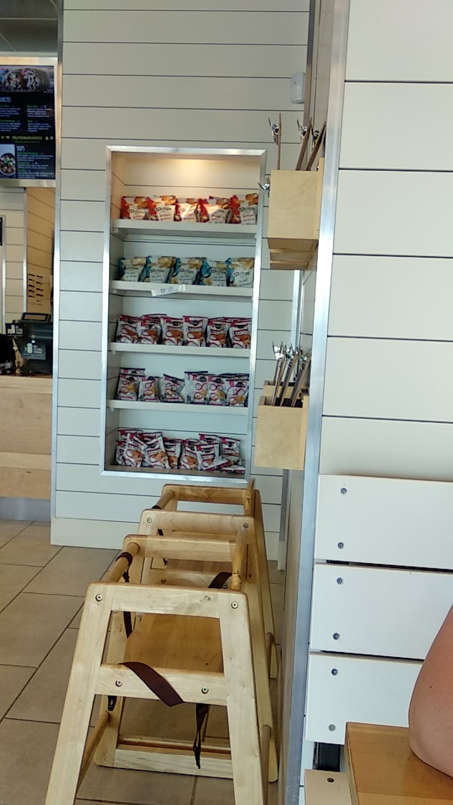 Freshii | 1615 Regent Ave W, Winnipeg, MB R2C 5C6, Canada | Phone: (204) 515-1737