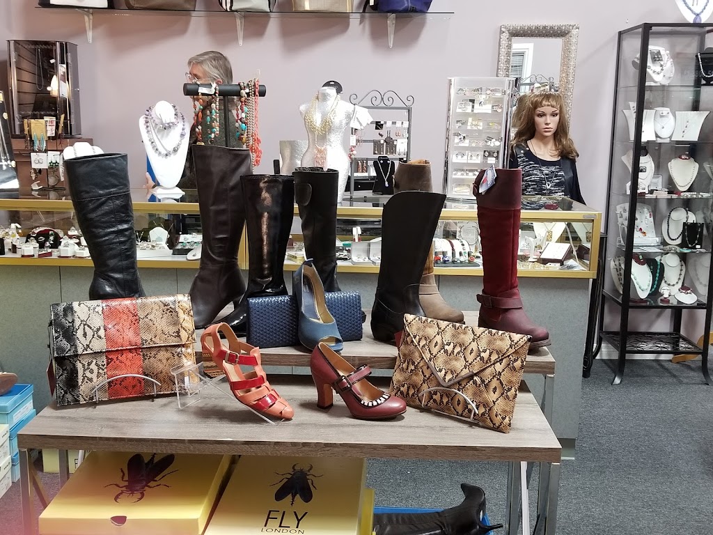 Ds Rings & Things Boutique | 3800 5 Ave E #1, Prince Albert, SK S6W 0A1, Canada | Phone: (306) 763-5255