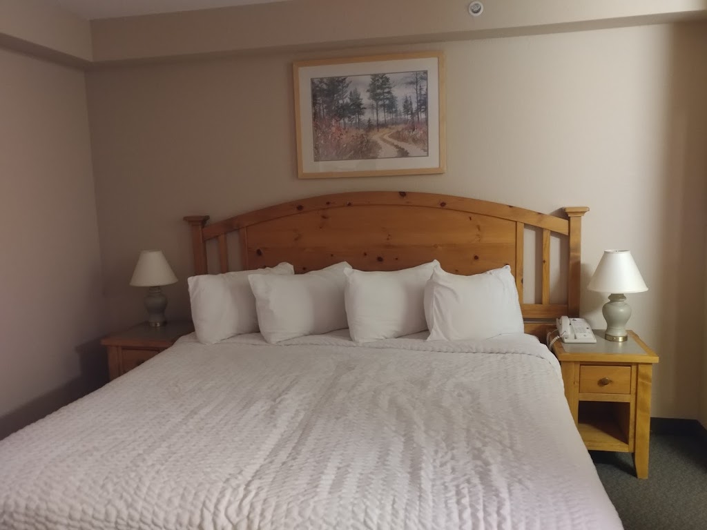 Trickle Creek Lodge | 500 Stemwinder Dr, Kimberley, BC V1A 2Y6, Canada | Phone: (877) 282-1200