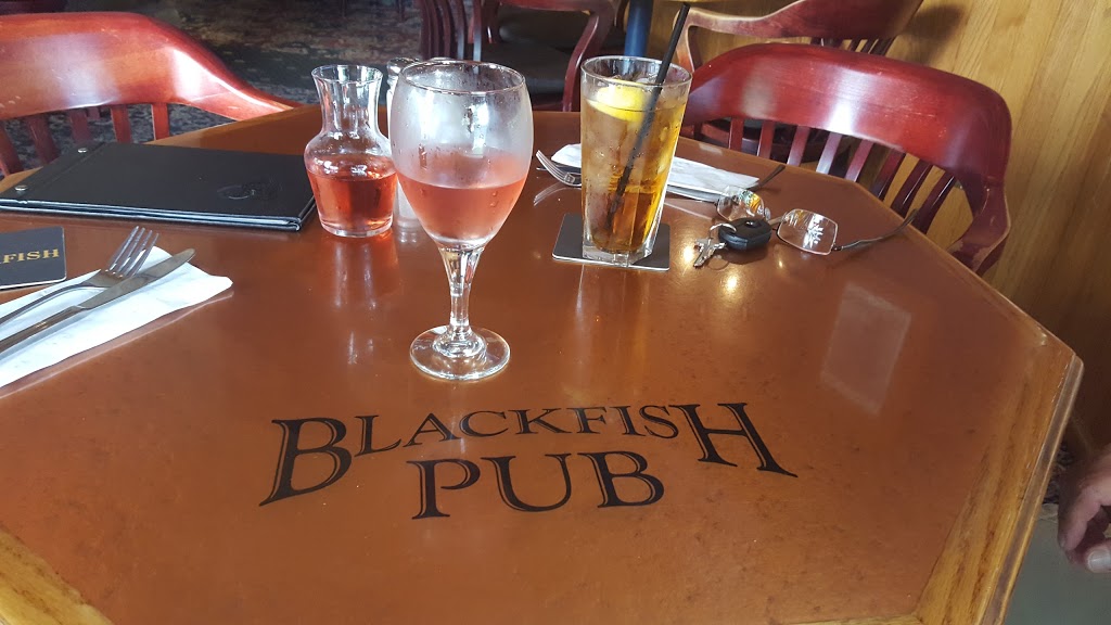 Blackfish Pub | 966 Venture Way, Gibsons, BC V0N 1V7, Canada | Phone: (604) 886-6682