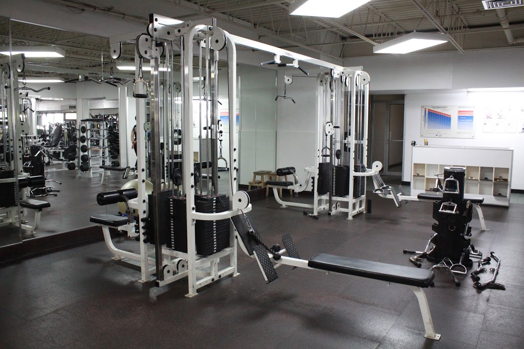 Nautilus Plus Longueuil | 550 Boulevard Curé-Poirier O, Longueuil, QC J4J 2H6, Canada | Phone: (450) 674-6264