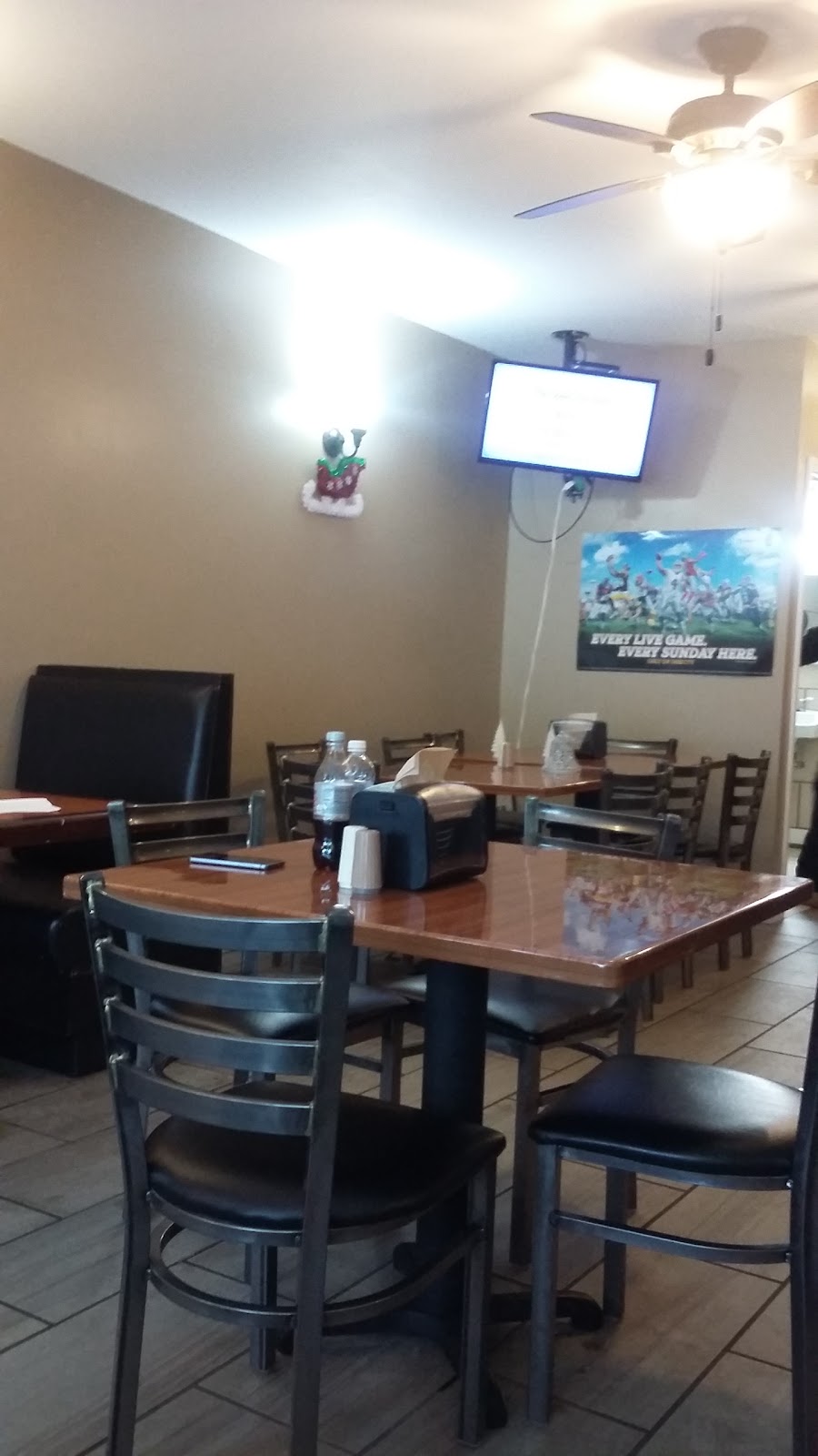 Lombardoughs Pizza | 615 Hopkins St, Buffalo, NY 14220, USA | Phone: (716) 826-7200