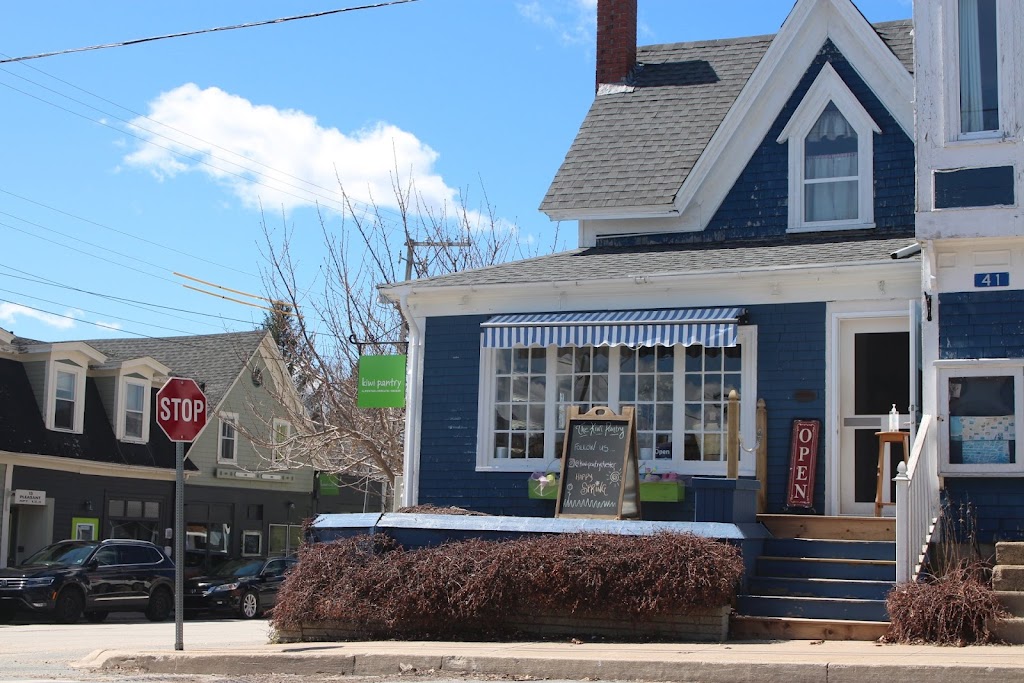 The Kiwi Pantry | 41 Queen St, Chester, NS B0J 1J0, Canada | Phone: (902) 593-1378