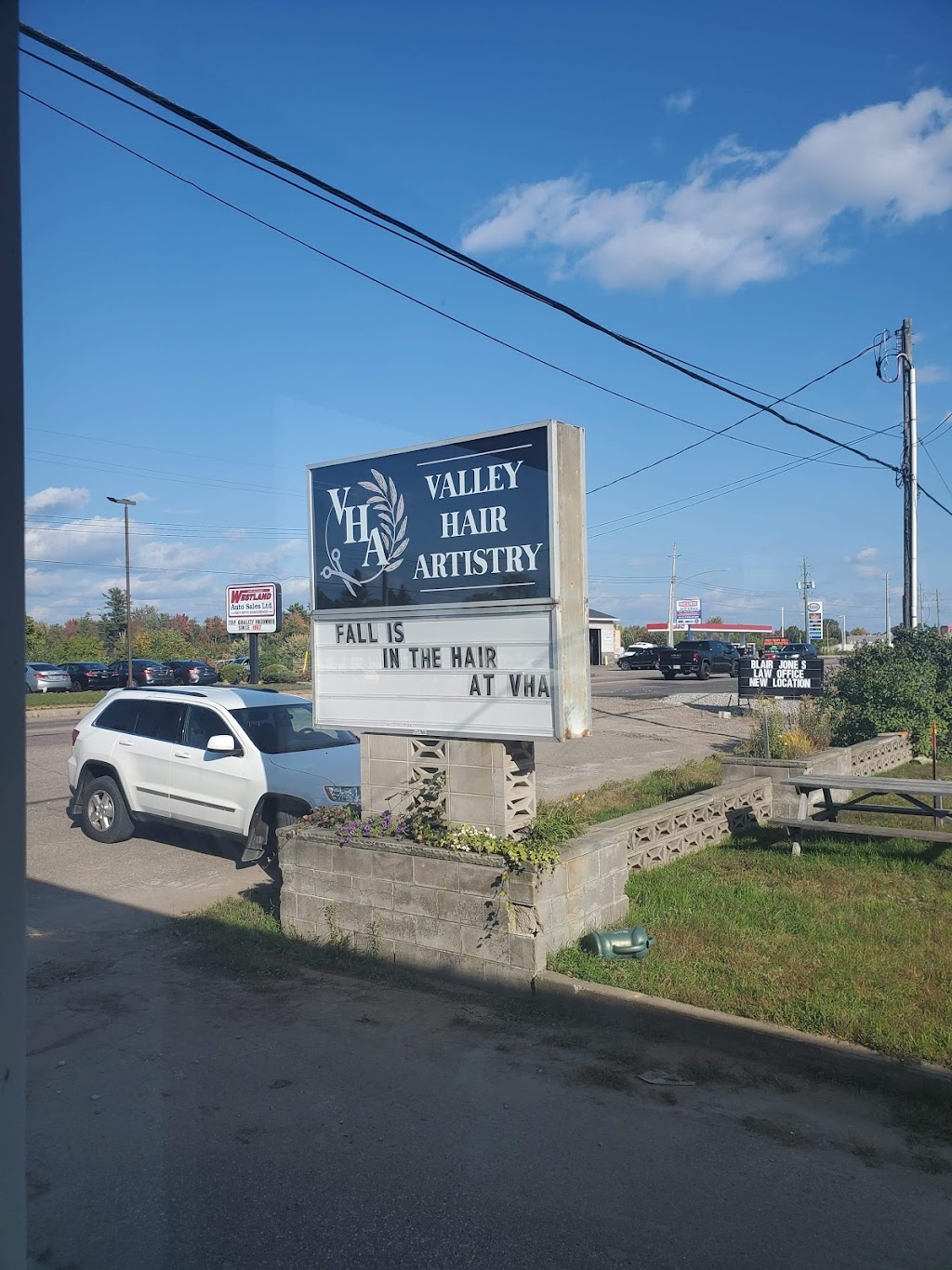 Valley Hair Artistry | 1314 Pembroke St W, Pembroke, ON K8A 7A2, Canada | Phone: (613) 732-1818