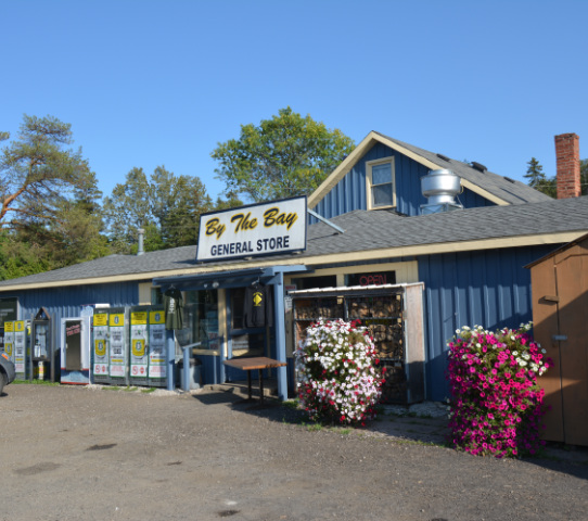 By the Bay Resort | 817 Pike Bay Rd, Wiarton, ON N0H 2T0, Canada | Phone: (519) 793-3317