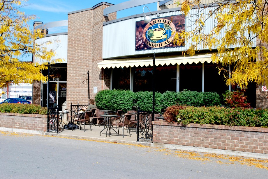 Arôme Tropical | 188 Rue Beaudry N, Joliette, QC J6E 6A6, Canada | Phone: (450) 755-2445