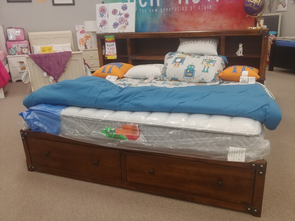 Ashley HomeStore | 184 Lynden Rd, Brantford, ON N3R 8A3, Canada | Phone: (226) 250-0138