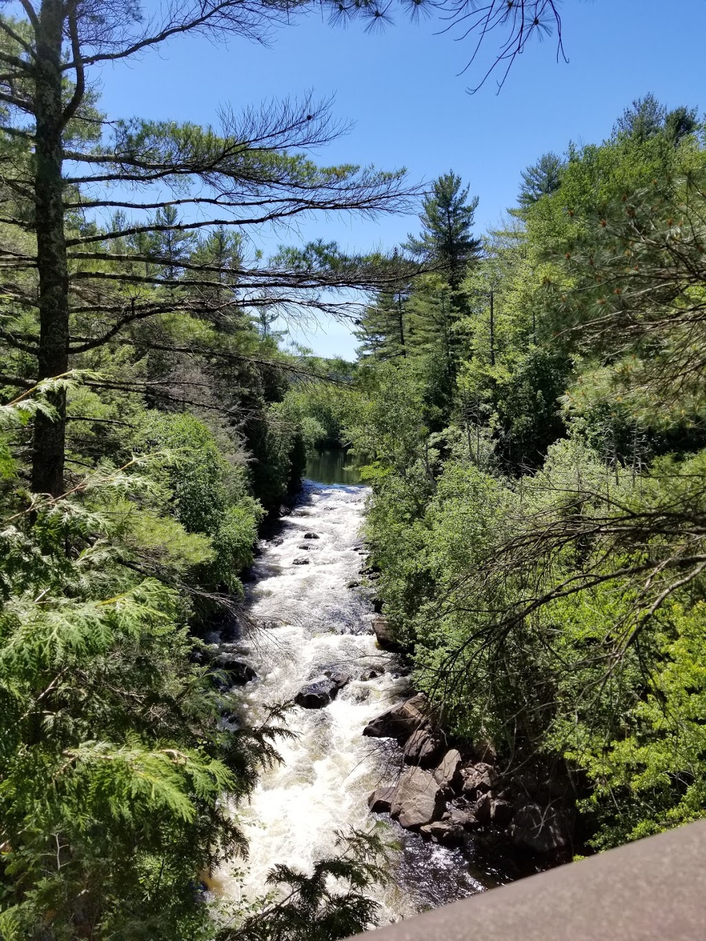 Parc Régional des Chutes Monte-à-Peine et des Dalles | Entrée Sa | coin Archambault, Rang des Dalles, Sainte-Béatrix, QC J0K 1Y0, Canada | Phone: (450) 883-6060