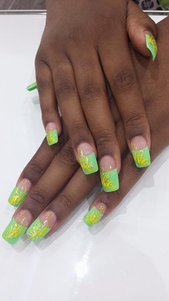 Nail Lounge & Spa | 2111 Jane St #8, North York, ON M3M 1A2, Canada | Phone: (647) 350-6888